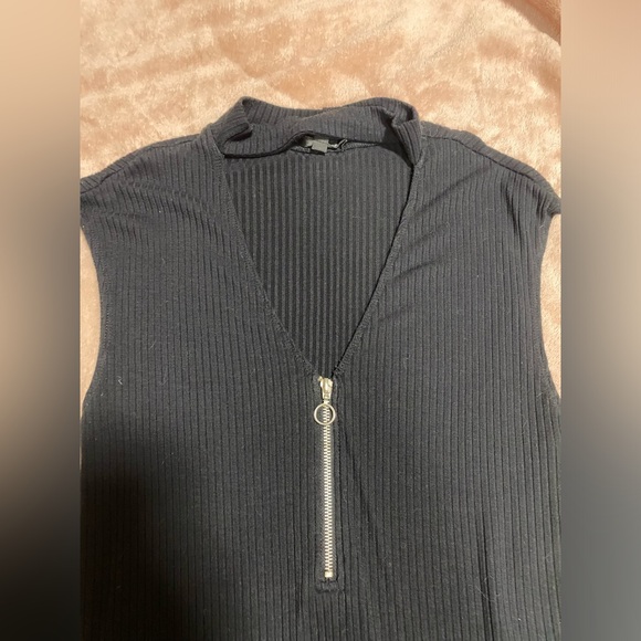 Dynamite Medium V Neck Bodysuit - Picture 2 of 4